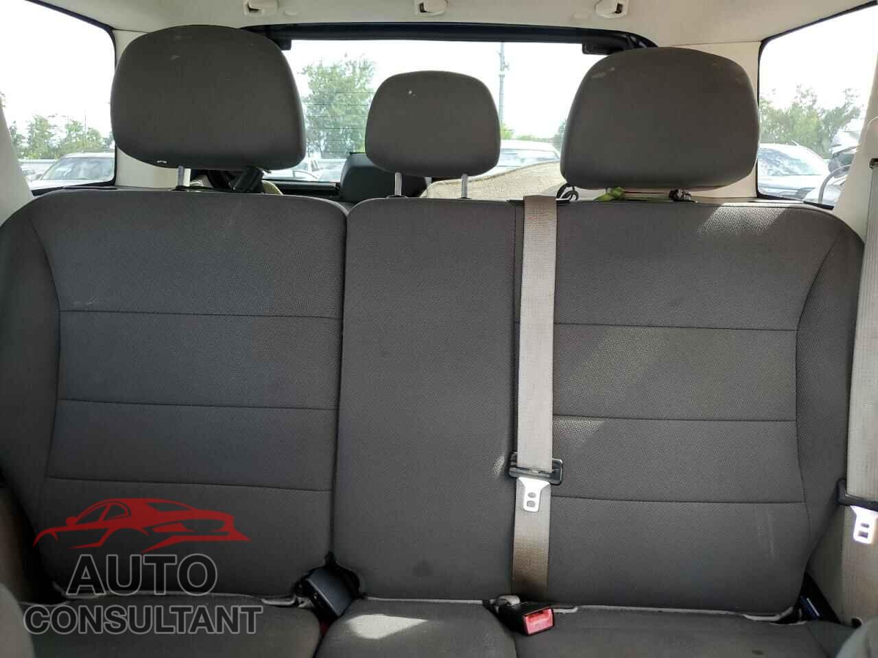 FORD ESCAPE 2010 - 1FMCU0DG1AKB30380