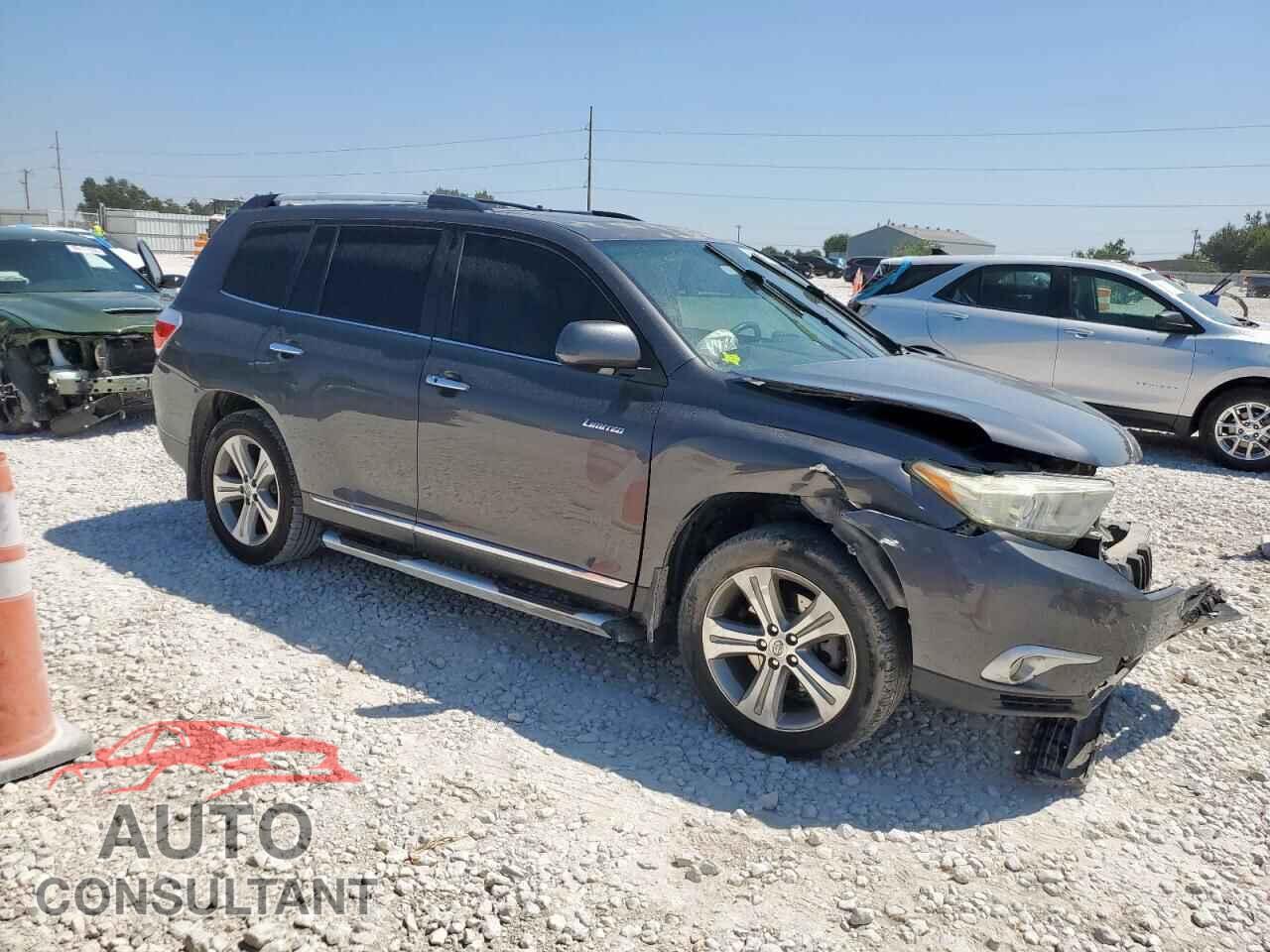TOYOTA HIGHLANDER 2013 - 5TDYK3EH8DS101612