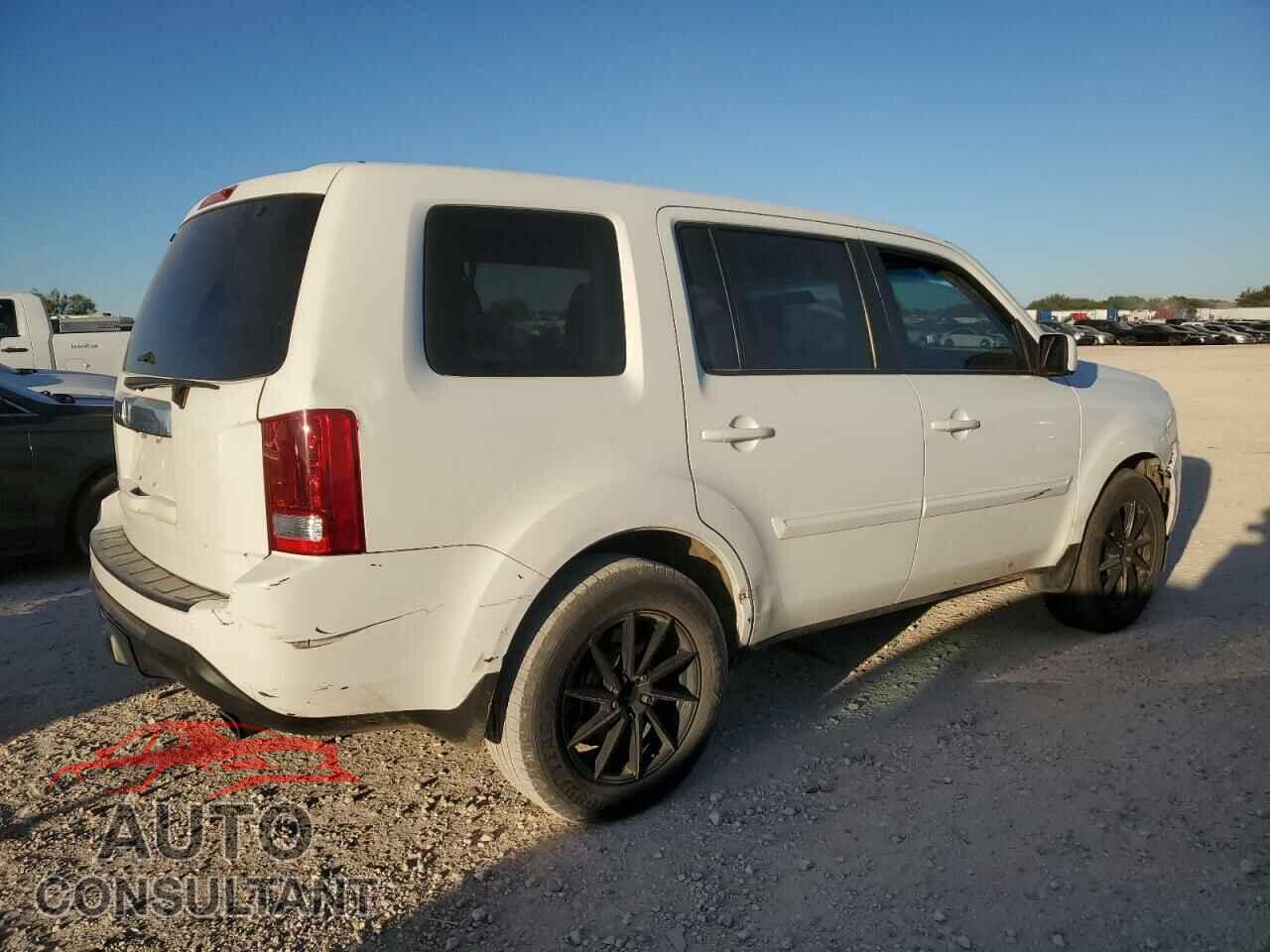 HONDA PILOT 2013 - 5FNYF3H74DB043820
