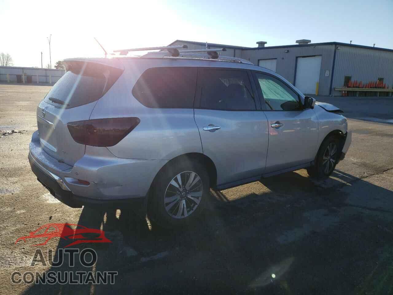 NISSAN PATHFINDER 2017 - 5N1DR2MN2HC606799