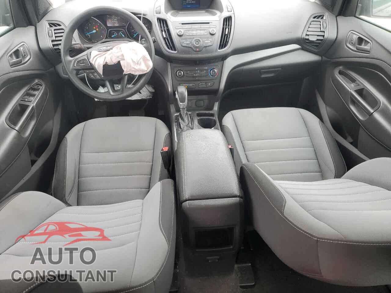 FORD ESCAPE 2018 - 1FMCU0F73JUA88635
