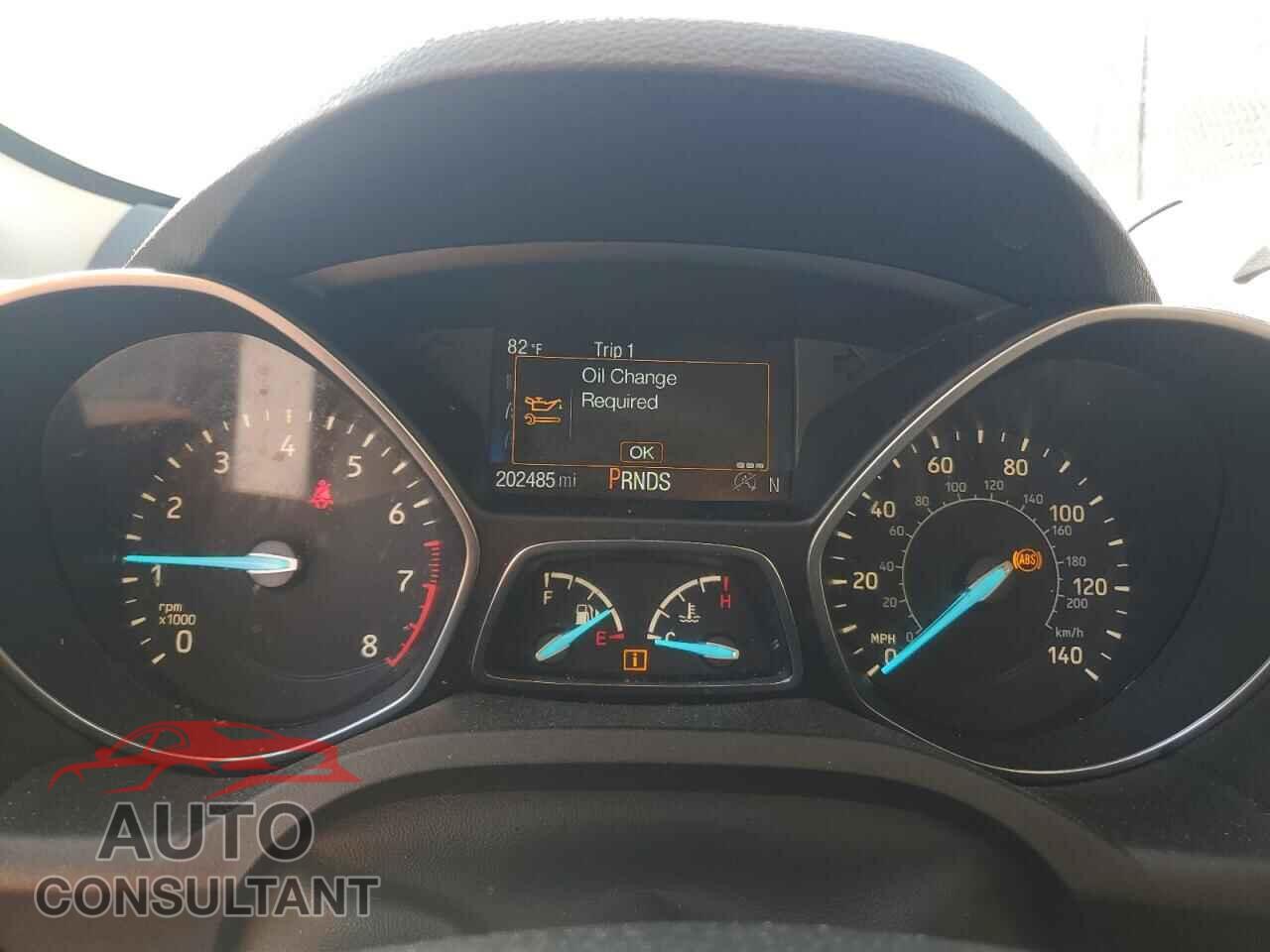 FORD ESCAPE 2017 - 1FMCU9J96HUE91869