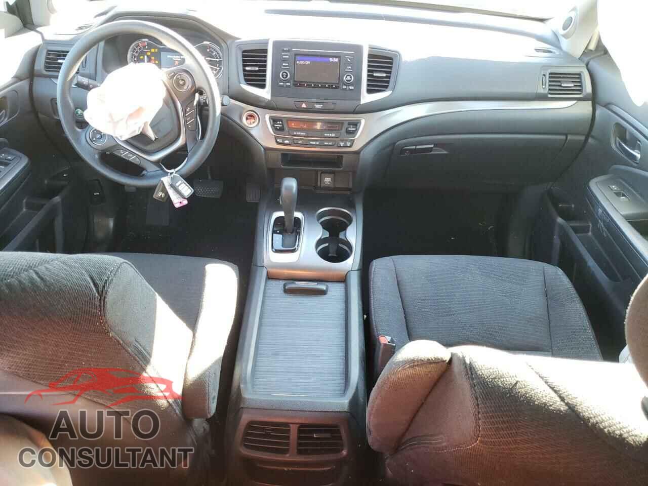 HONDA PILOT 2017 - 5FNYF5H12HB001868