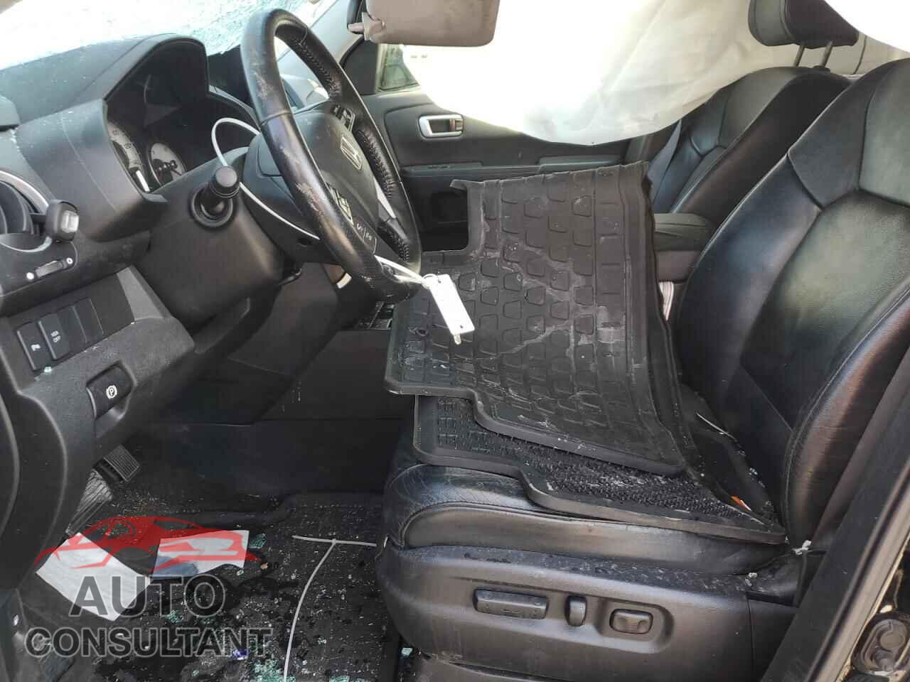 HONDA PILOT 2011 - 5FNYF4H95BB016369