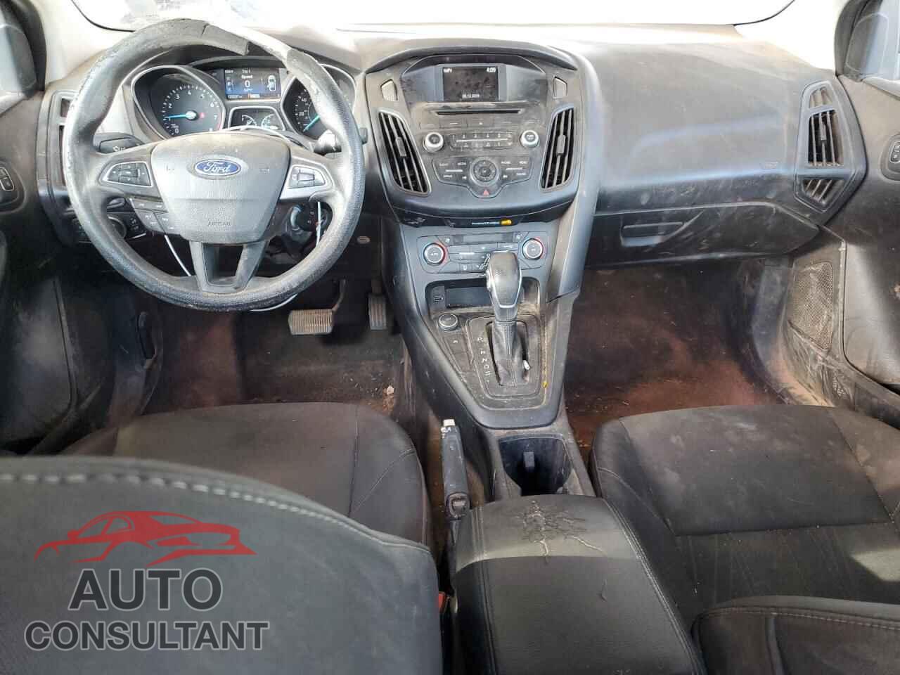FORD FOCUS 2017 - 1FADP3FE1HL258156