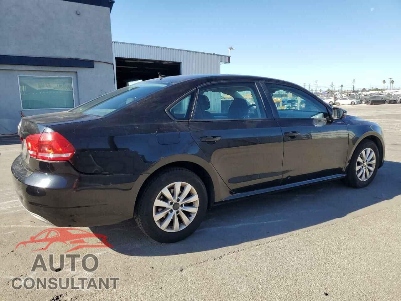 VOLKSWAGEN PASSAT 2012 - 1VWAP7A38CC005674