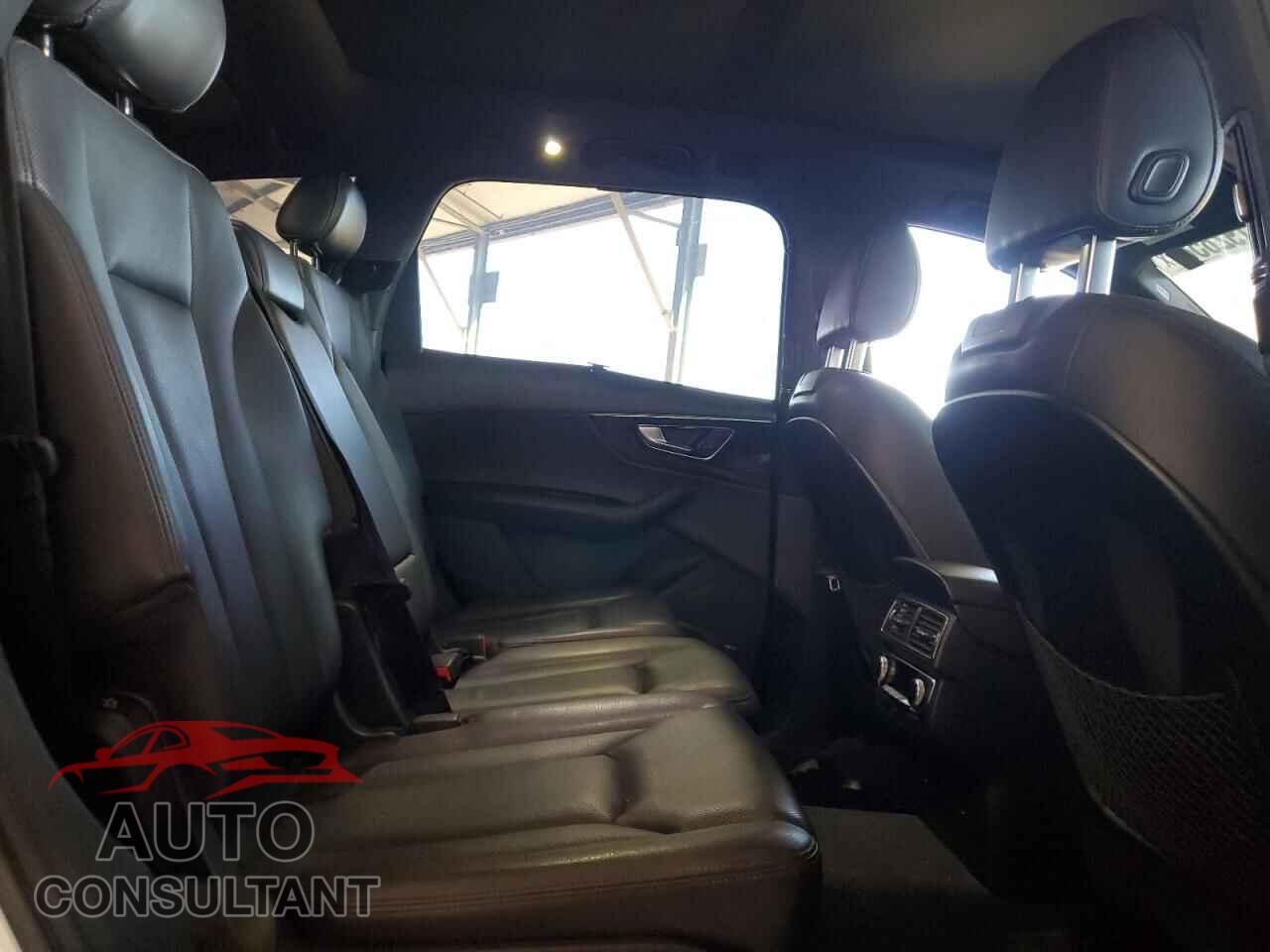 AUDI Q7 2017 - WA1LAAF72HD035576