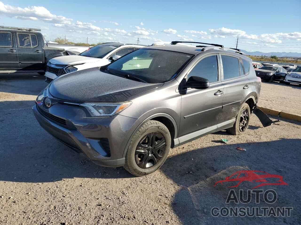 TOYOTA RAV4 2017 - JTMBFREV5HJ153415