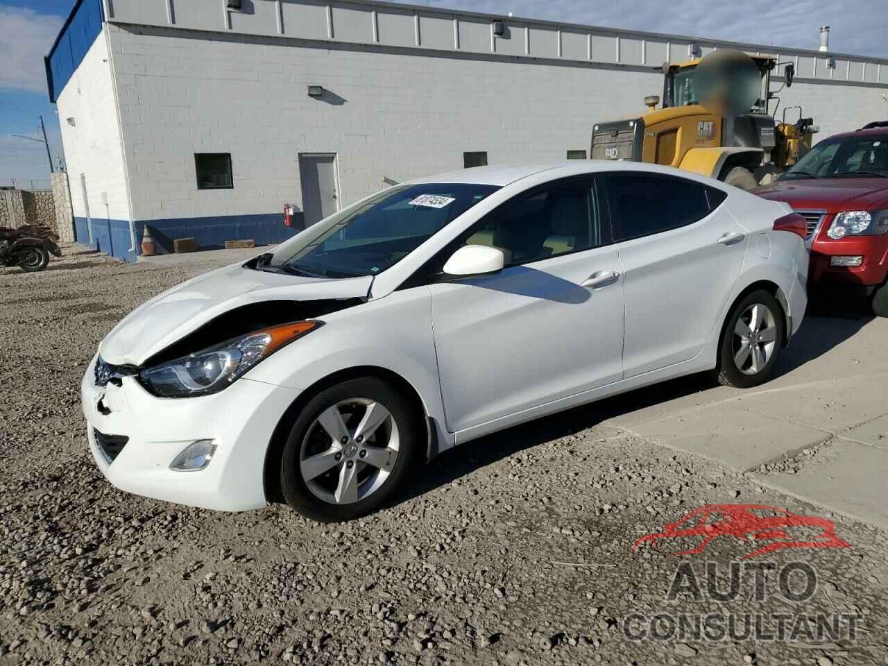 HYUNDAI ELANTRA 2013 - 5NPDH4AE8DH315536