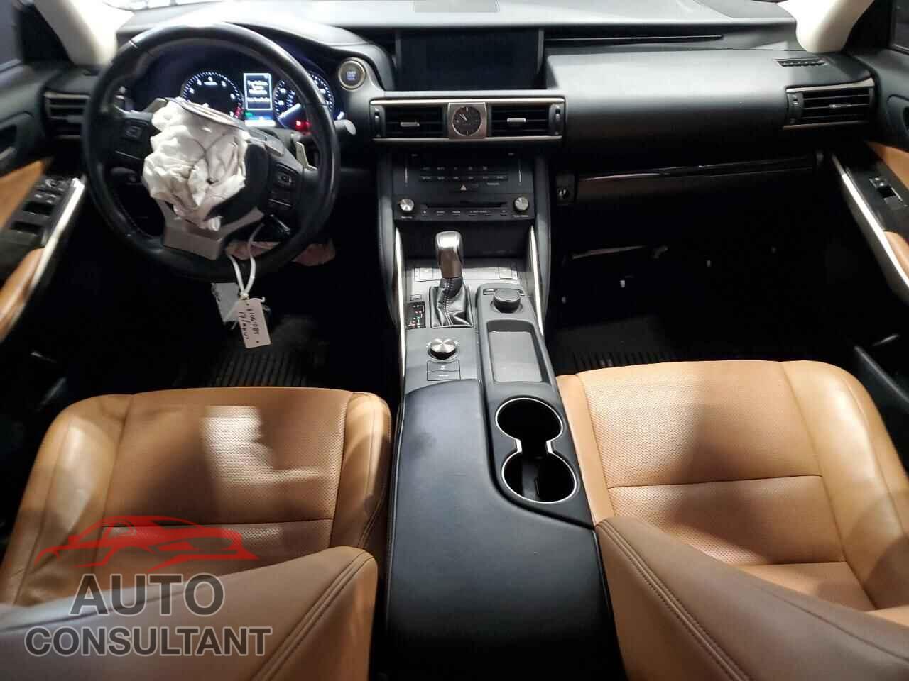 LEXUS IS 2017 - JTHCM1D29H5025270