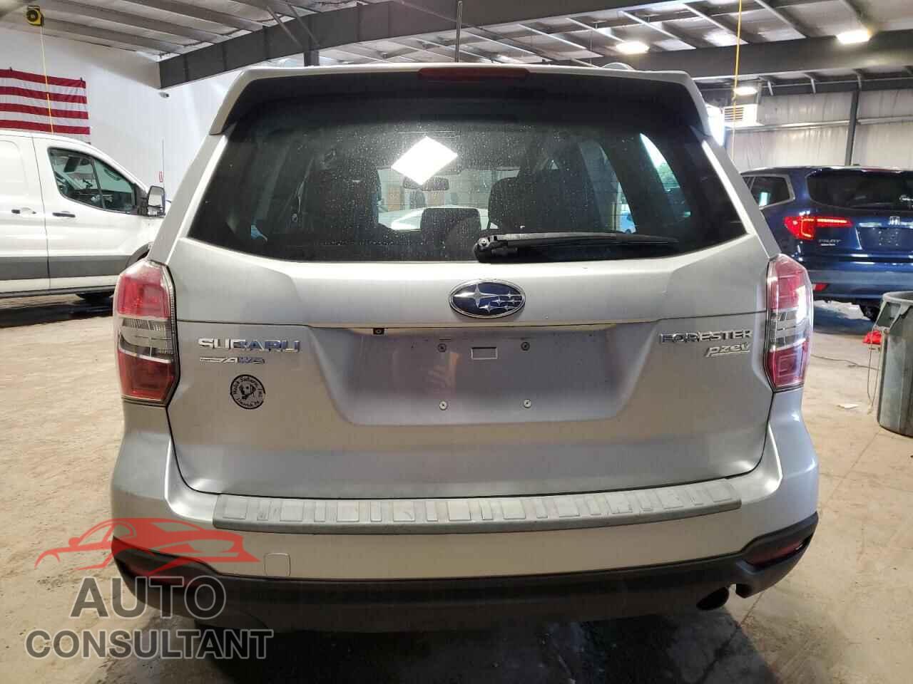 SUBARU FORESTER 2015 - JF2SJAHC8FH480018