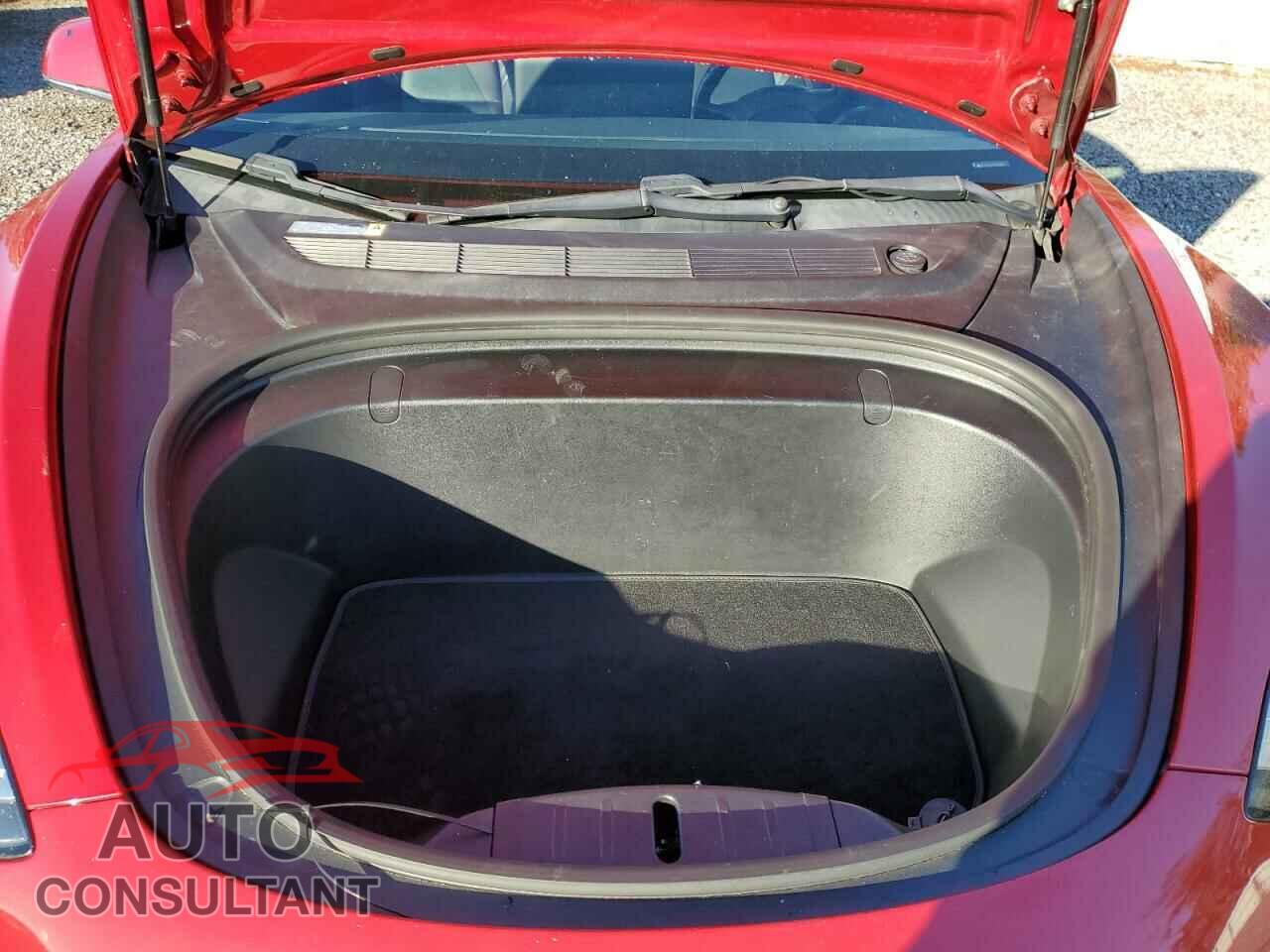 TESLA MODEL 3 2018 - 5YJ3E1EB4JF065435