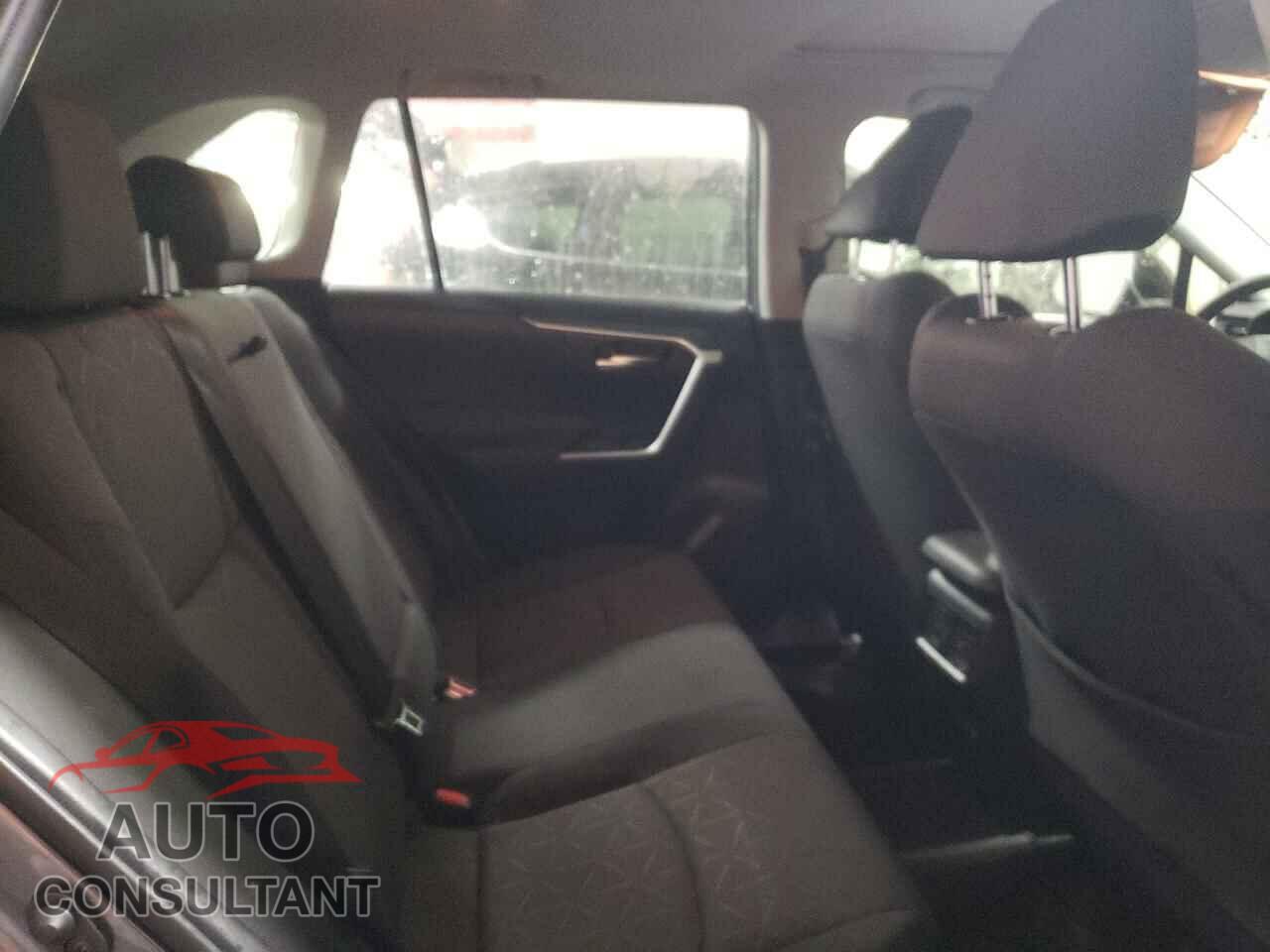 TOYOTA RAV4 2019 - JTMP1RFV7KD502986