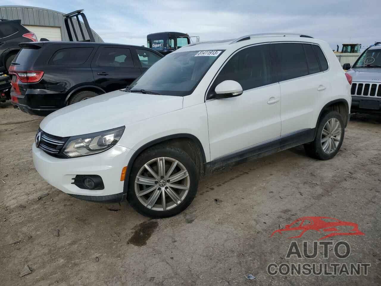 VOLKSWAGEN TIGUAN 2016 - WVGBV7AX4GW610517