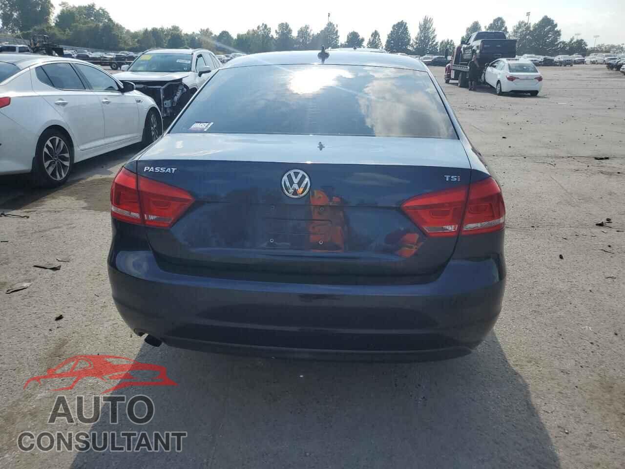 VOLKSWAGEN PASSAT 2015 - 1VWAT7A34FC044133