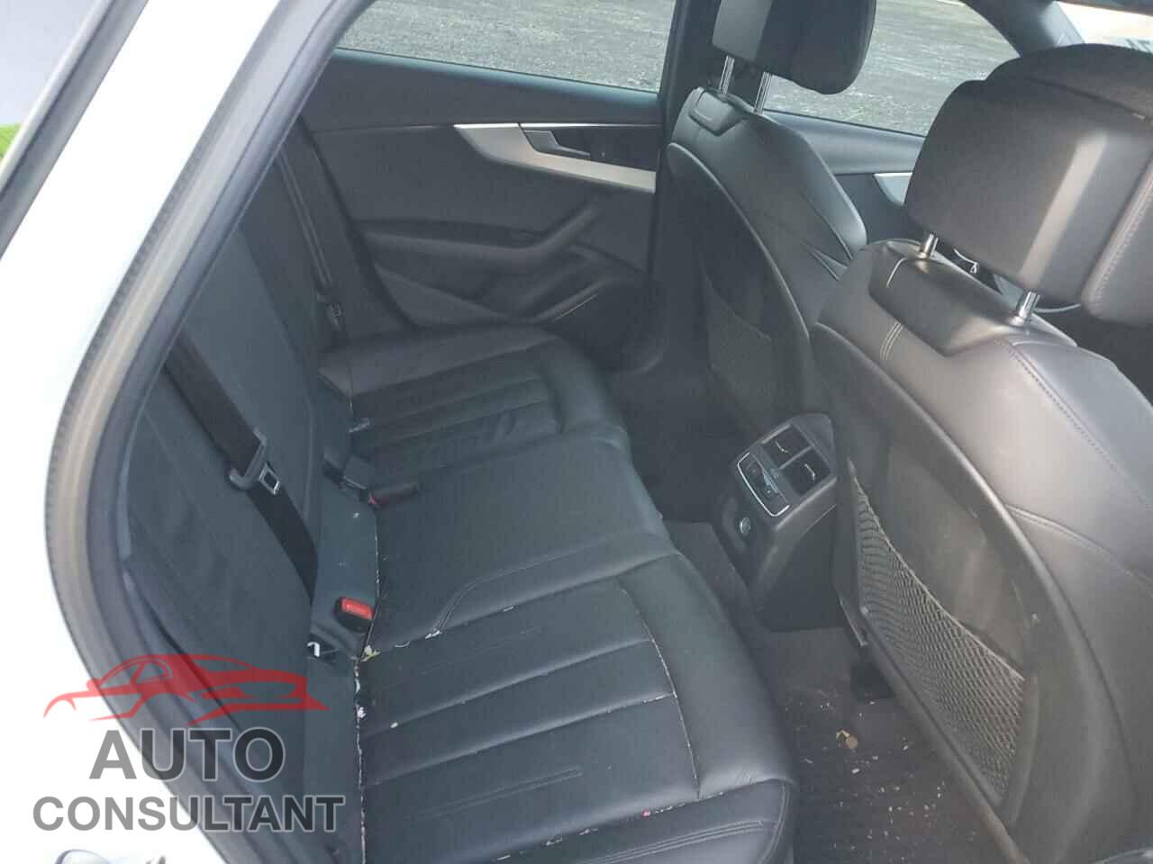 AUDI A4 2018 - WAUENAF44JN018140