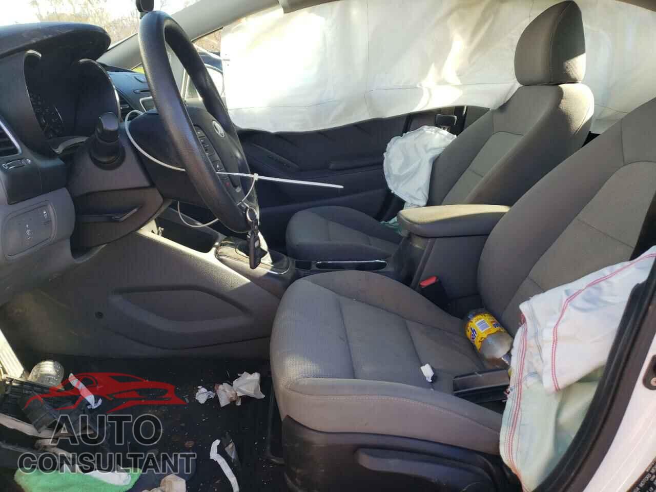 KIA FORTE 2017 - 3KPFK4A75HE030024