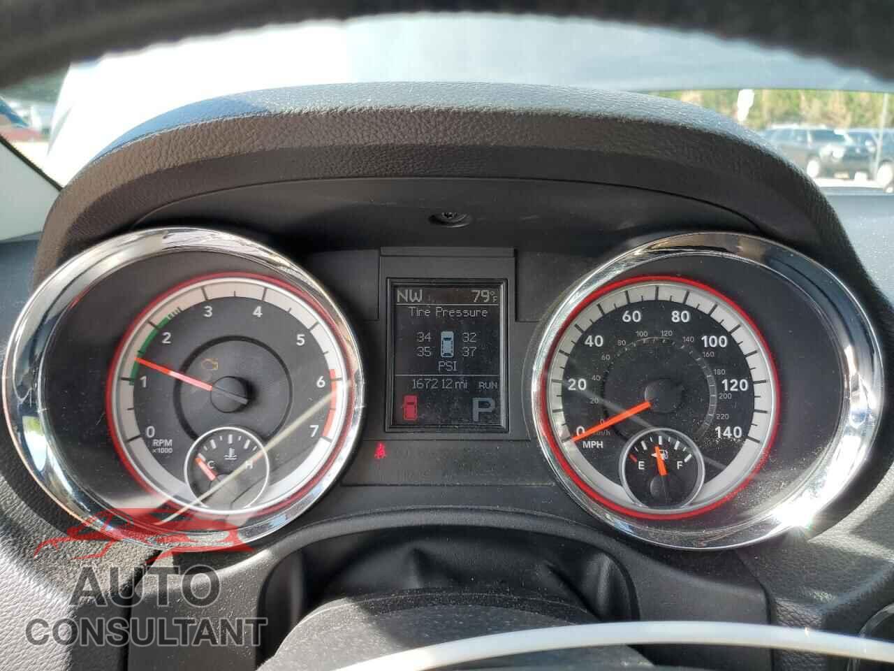 DODGE DURANGO 2012 - 1C4SDJET4CC286444