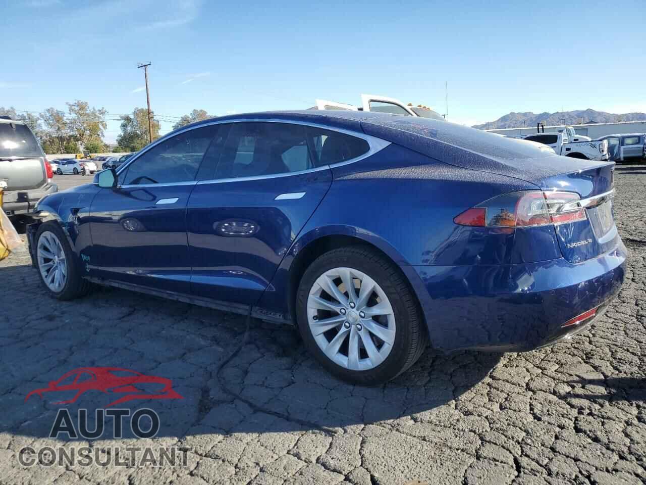 TESLA MODEL S 2017 - 5YJSA1E28HF229707