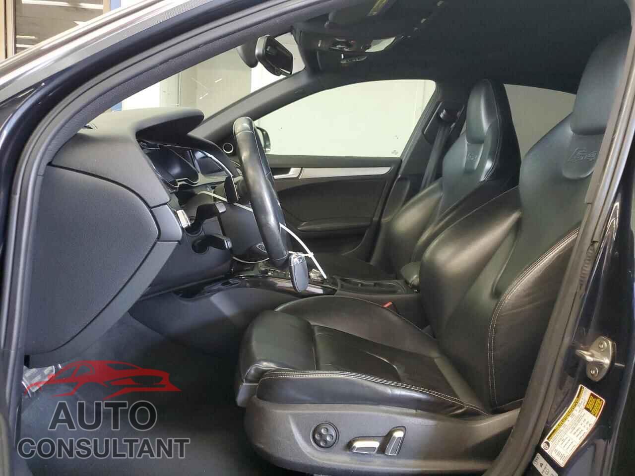 AUDI S4/RS4 2013 - WAUKGAFL2DA158607