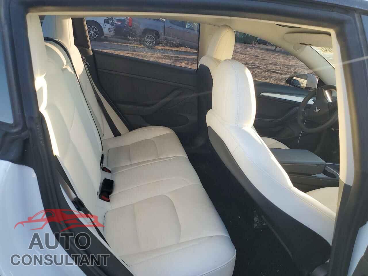 TESLA MODEL 3 2022 - 5YJ3E1EB5NF200590