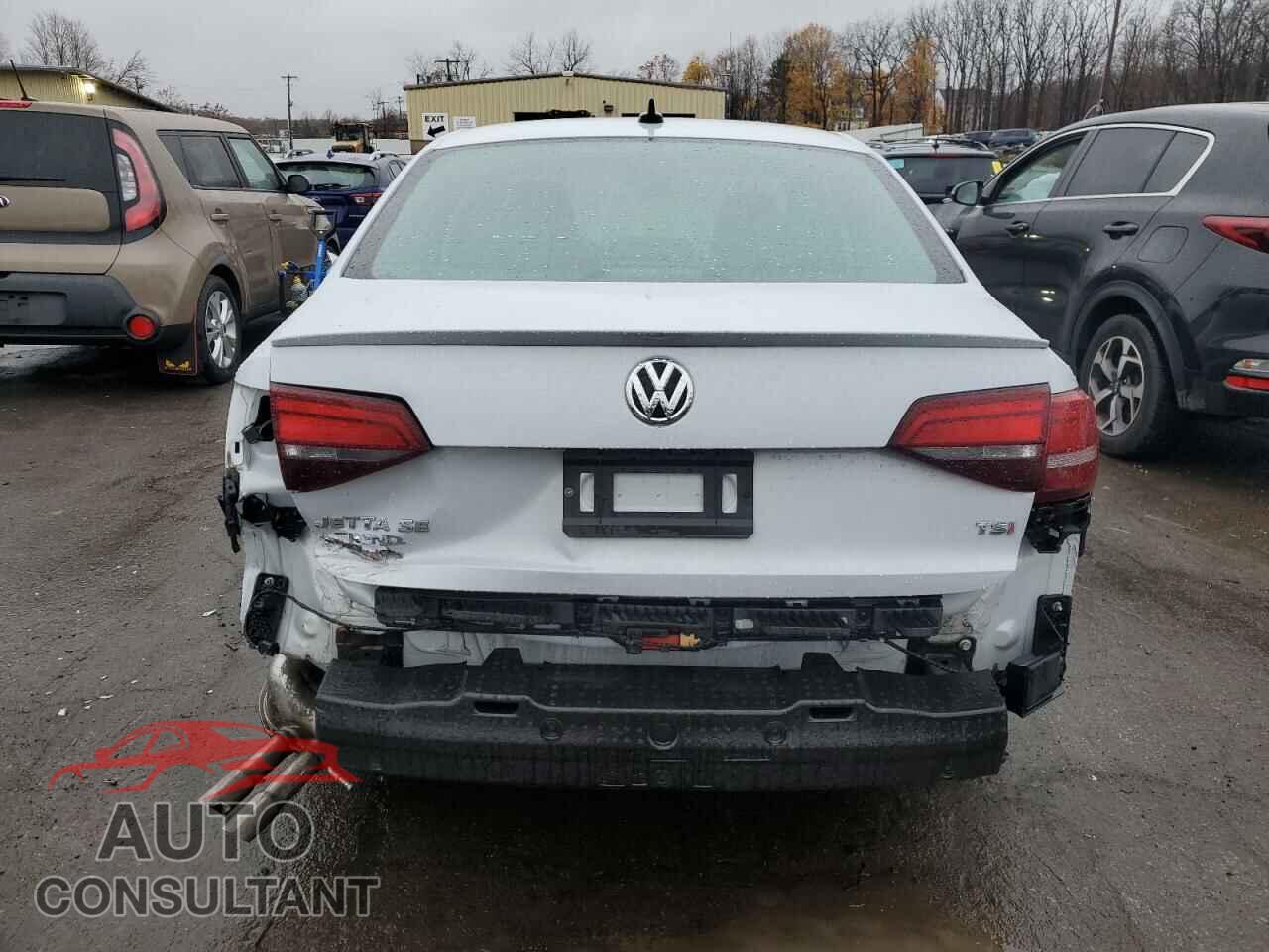 VOLKSWAGEN JETTA 2018 - 3VWDB7AJXJM241538