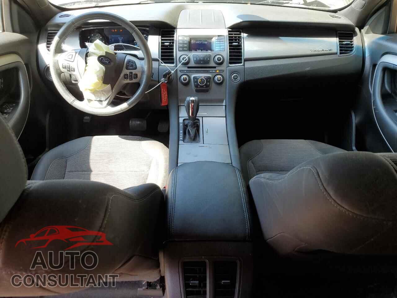 FORD TAURUS 2014 - 1FAHP2E88EG143159