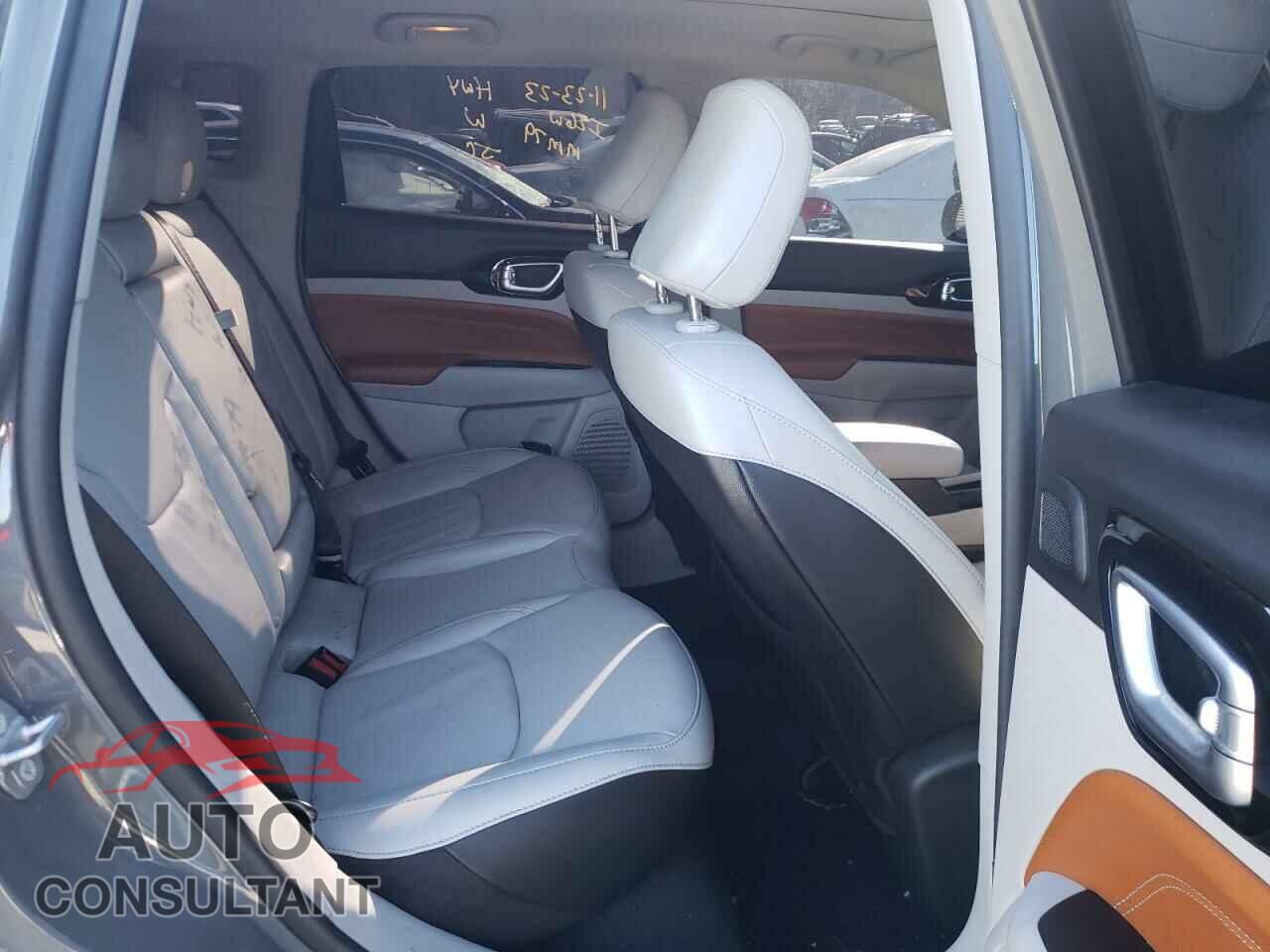 JEEP COMPASS 2022 - 3C4NJDCB2NT117029