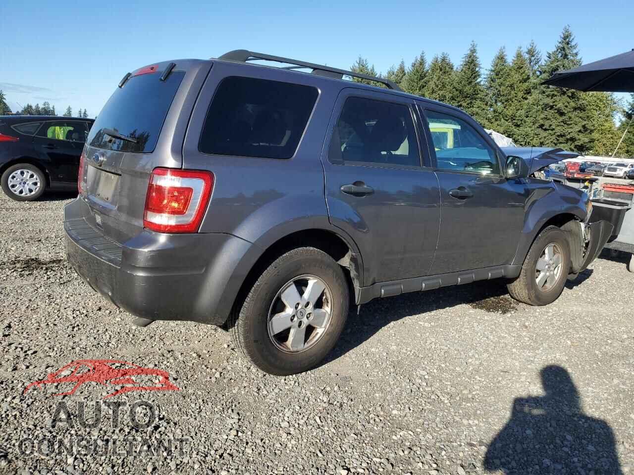 FORD ESCAPE 2010 - 1FMCU9D7XAKD27603