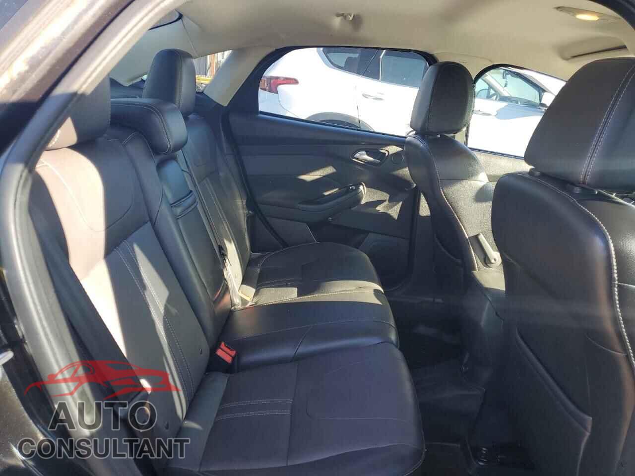 FORD FOCUS 2013 - 1FADP3J20DL116209