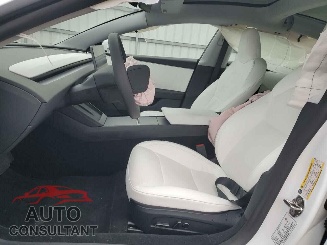 TESLA MODEL 3 2024 - 5YJ3E1EA2RF848384