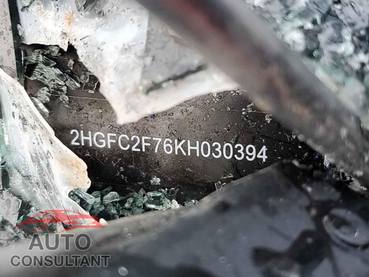 HONDA CIVIC 2019 - 2HGFC2F76KH030394