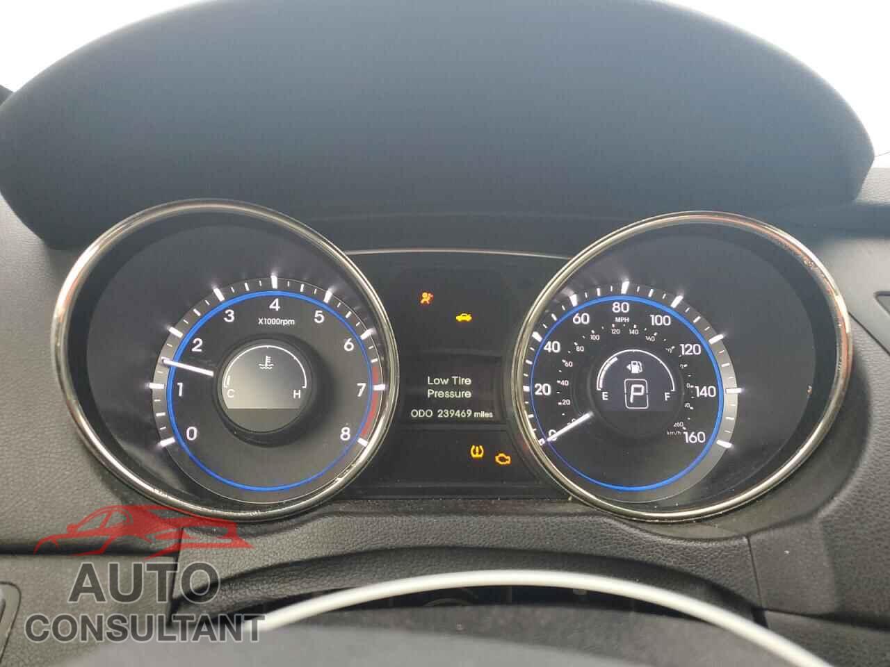 HYUNDAI SONATA 2011 - 5NPEC4AC5BH261496