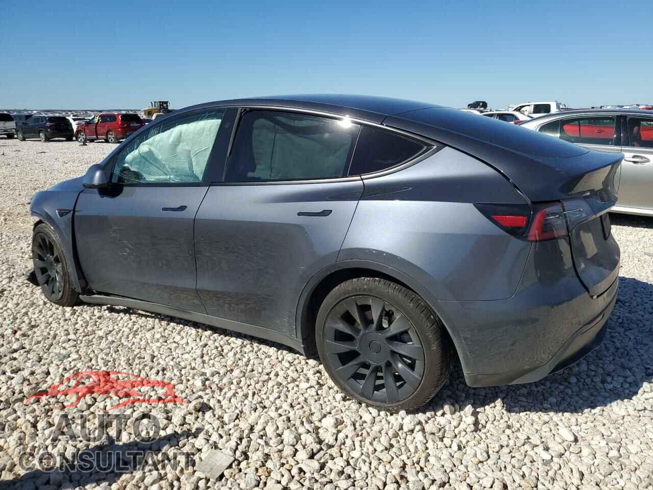 TESLA MODEL Y 2022 - 7SAYGDEE9NF317331