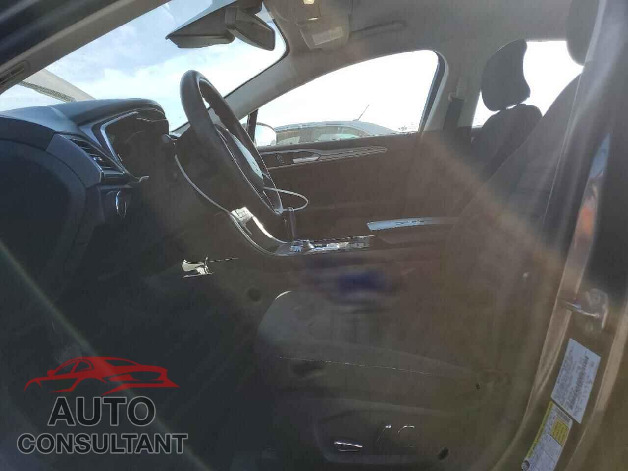 FORD FUSION 2019 - 3FA6P0LU8KR137779
