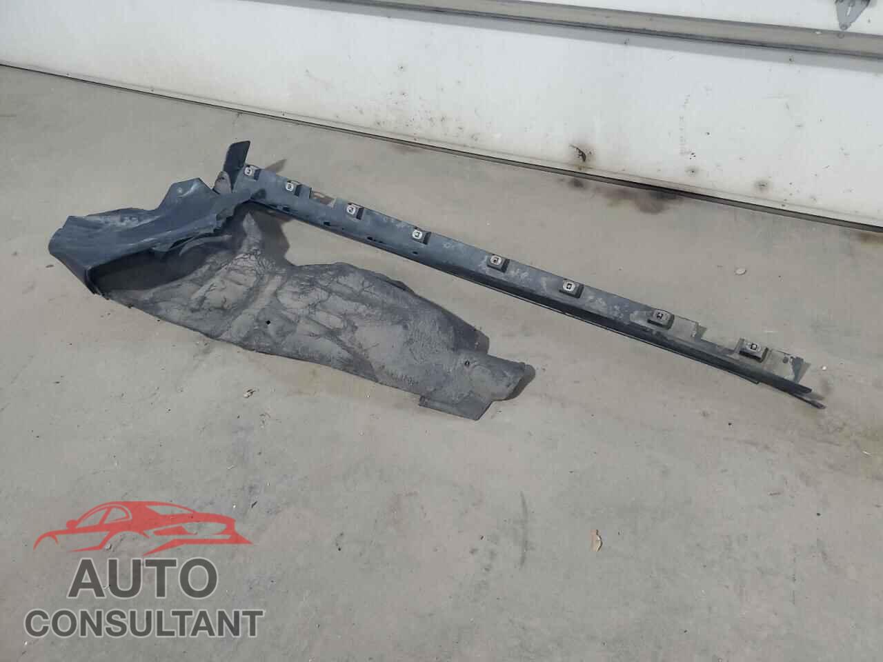 FORD ESCAPE 2018 - 1FMCU0F7XJUA97655
