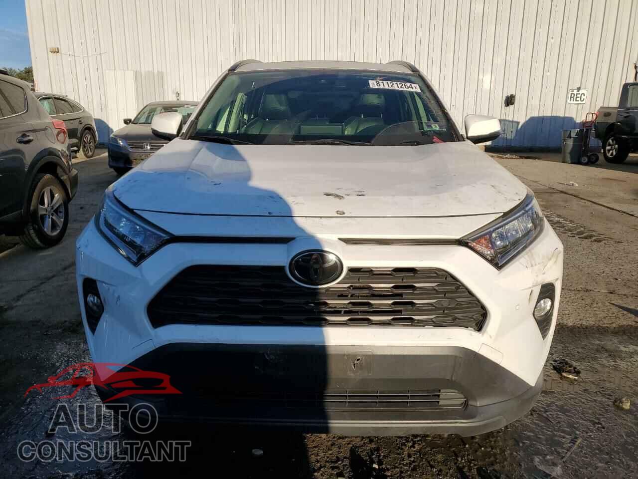 TOYOTA RAV4 2019 - JTMP1RFV3KD503486