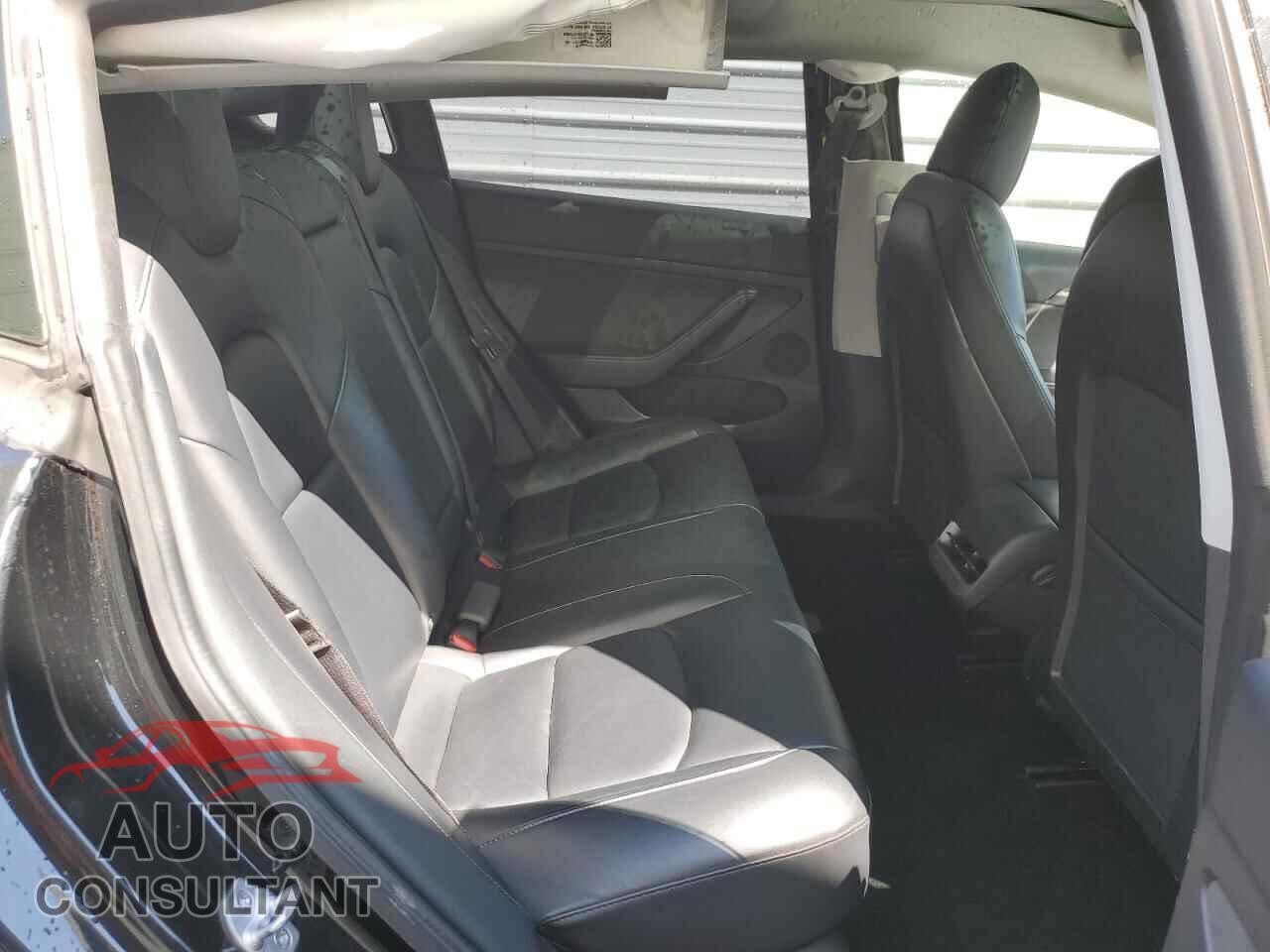 TESLA MODEL 3 2022 - 5YJ3E1EB3NF304981