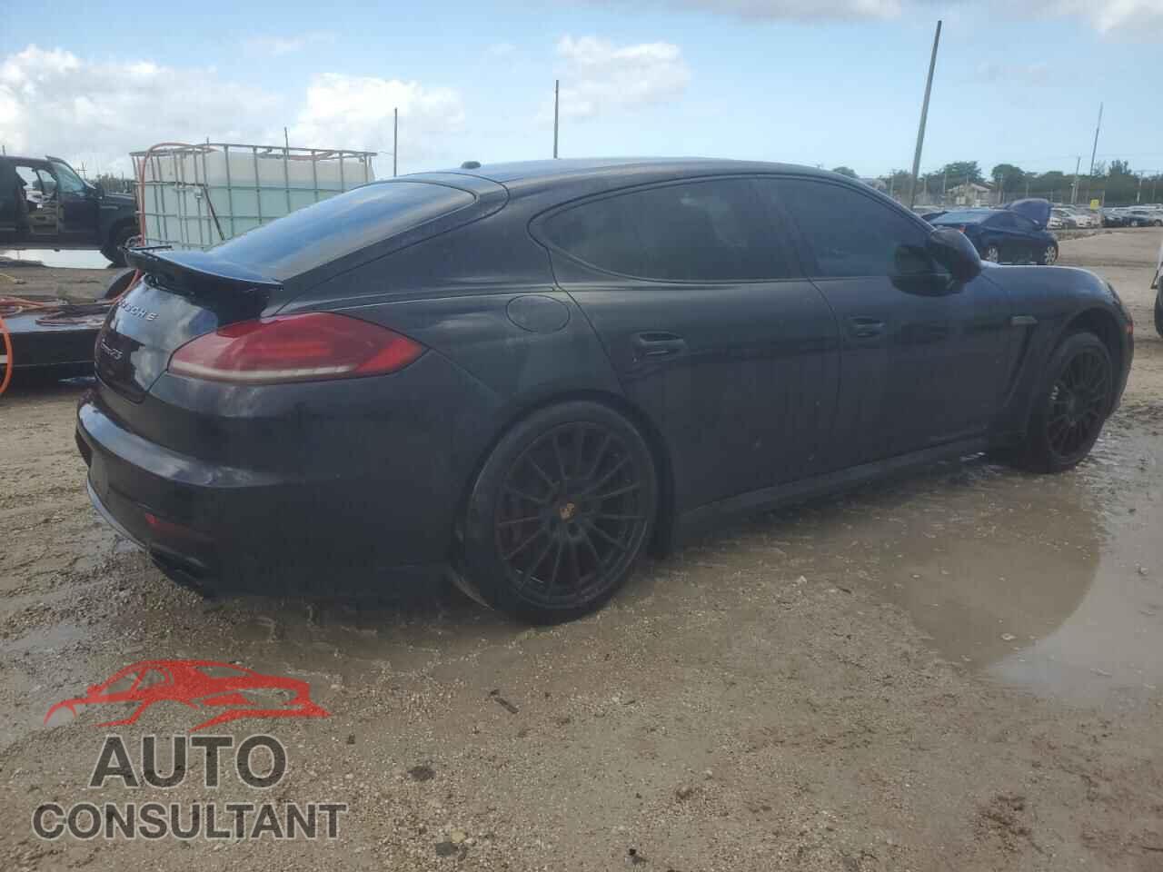 PORSCHE PANAMERA 2014 - WP0AF2A71EL083728