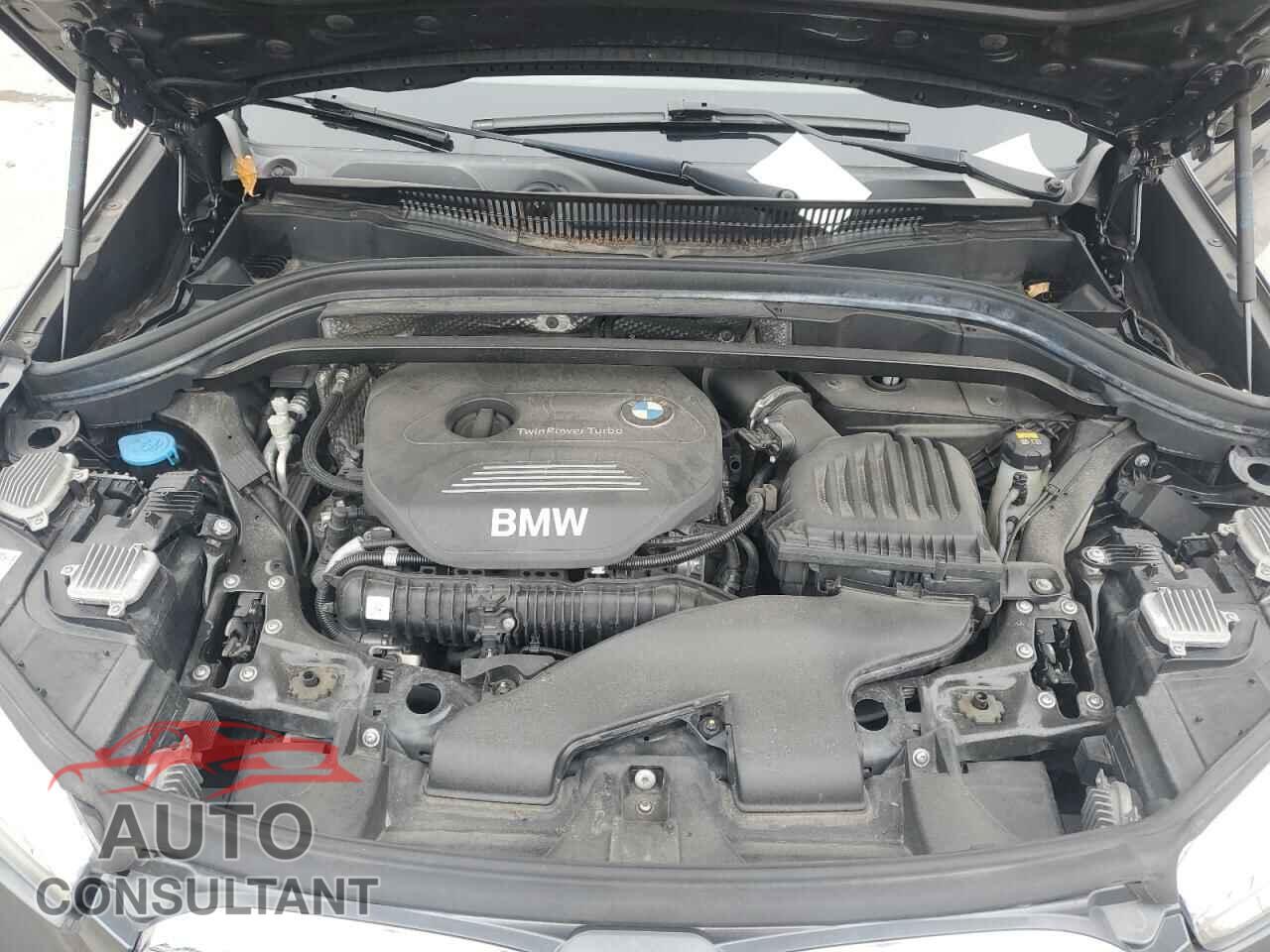 BMW X1 2017 - WBXHT3Z34H4A52475