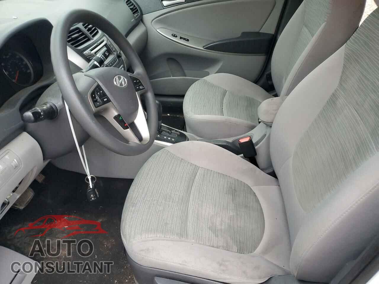 HYUNDAI ACCENT 2017 - KMHCT4AEXHU341668