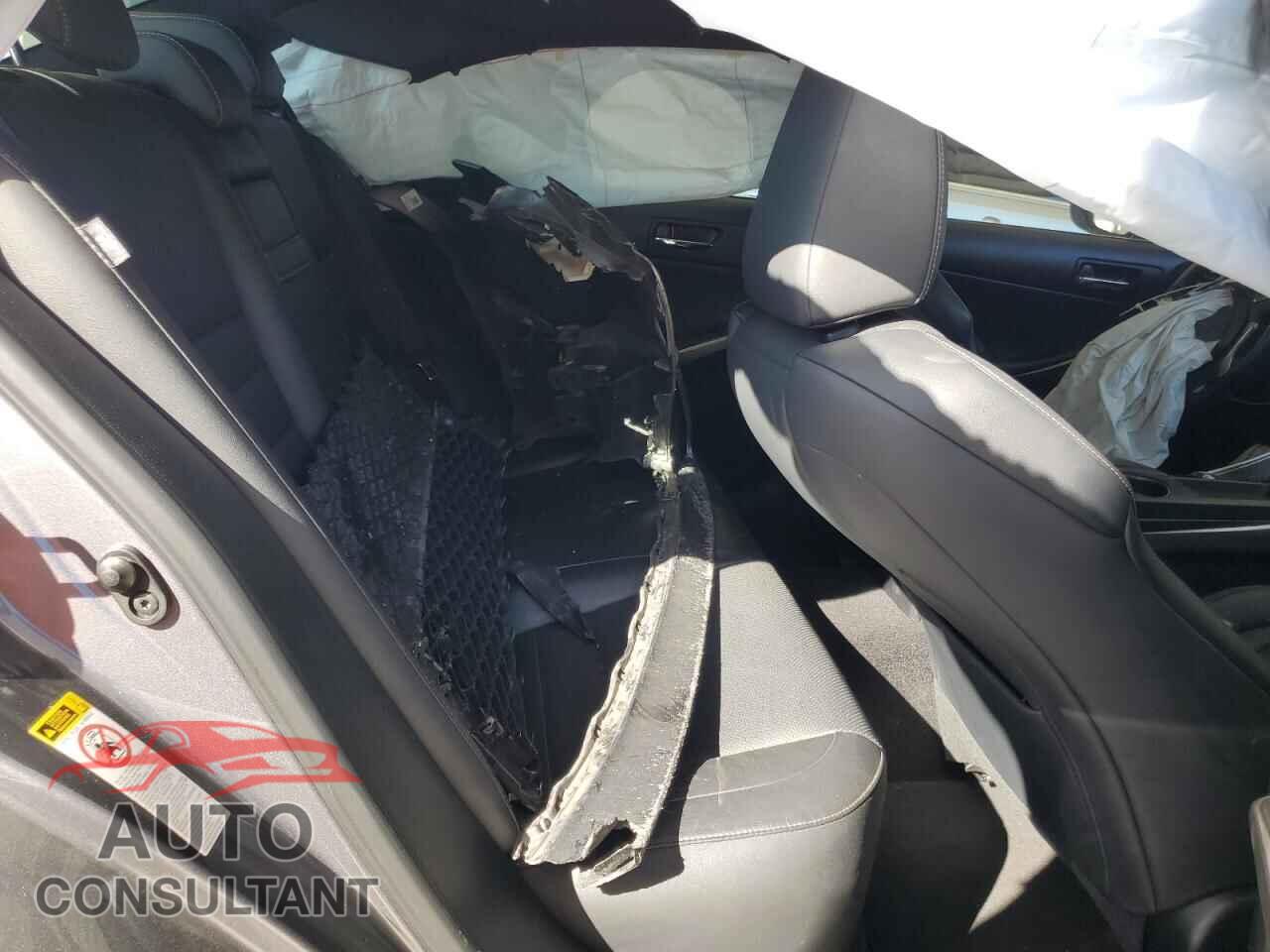 LEXUS IS 2016 - JTHBA1D23G5009133