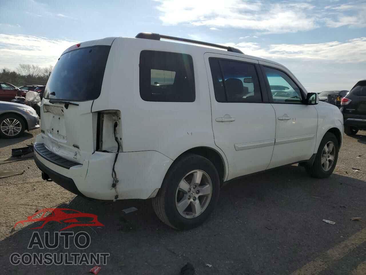 HONDA PILOT 2011 - 5FNYF4H55BB067013