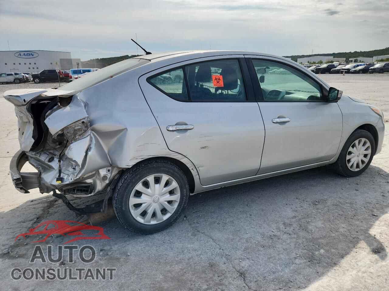 NISSAN VERSA 2017 - 3N1CN7AP3HL815006