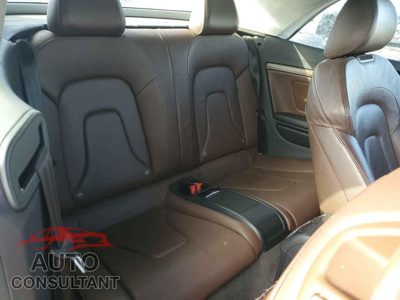 AUDI A5 2014 - WAULFAFH4EN007121