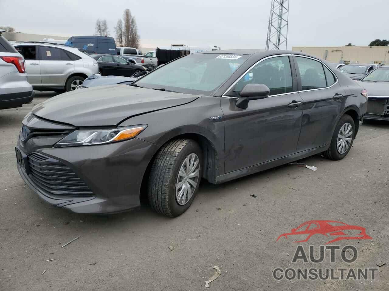 TOYOTA CAMRY 2018 - 4T1B31HK1JU503201
