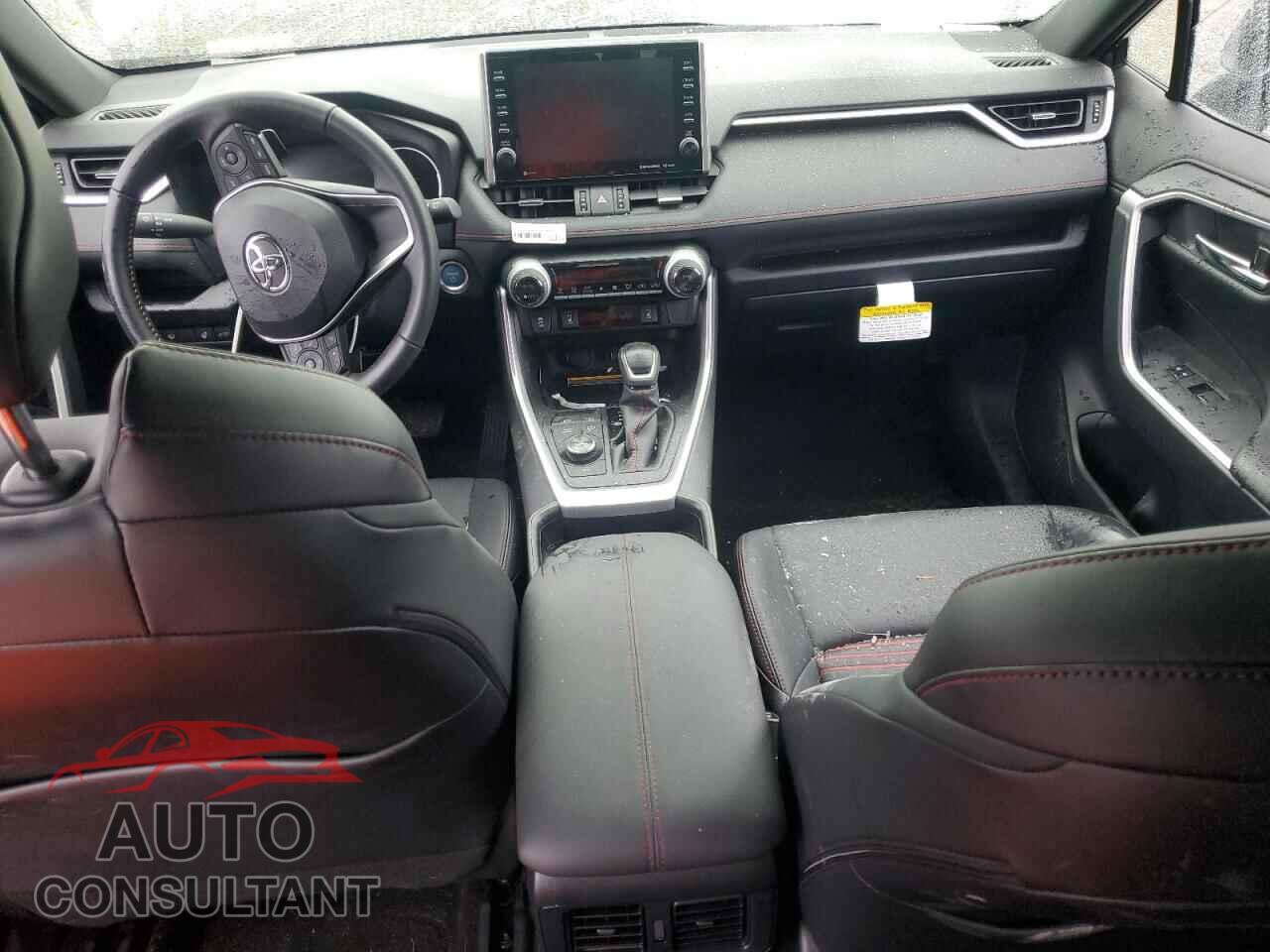TOYOTA RAV4 2021 - JTMEB3FVXMD057194