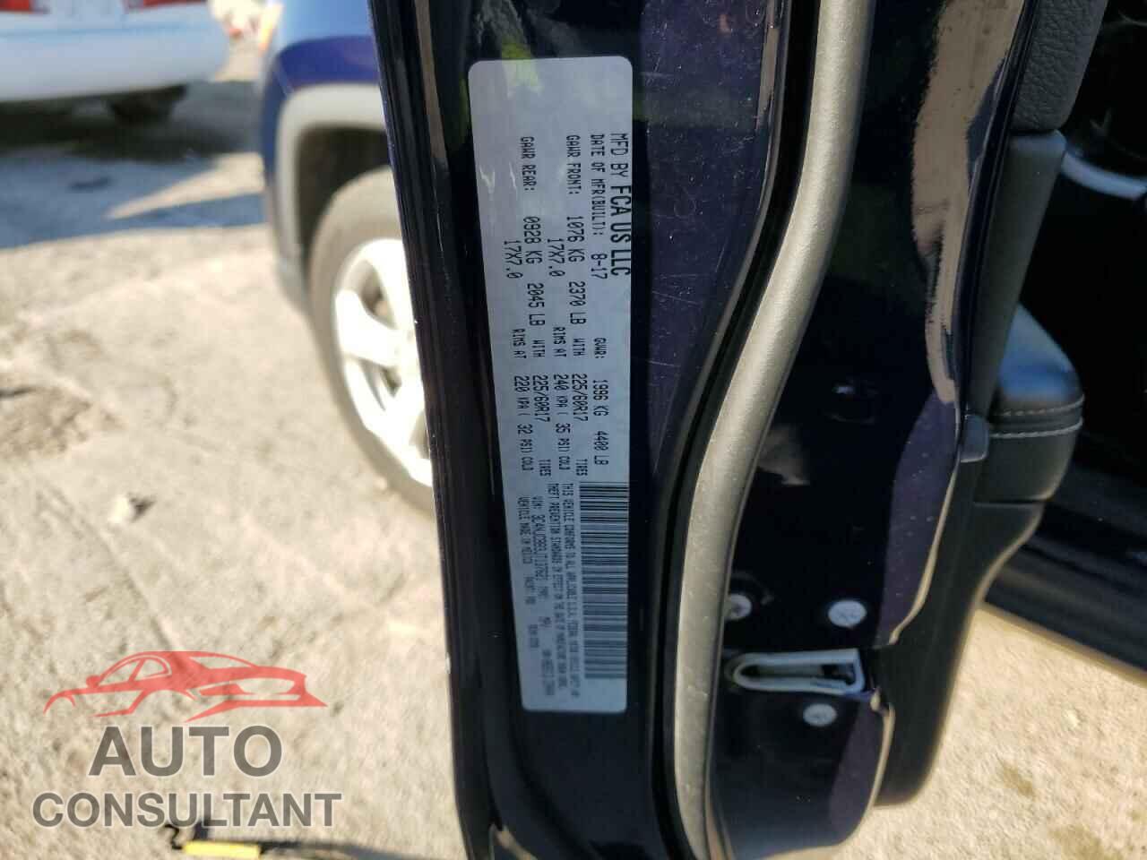 JEEP COMPASS 2018 - 3C4NJCBB3JT137621