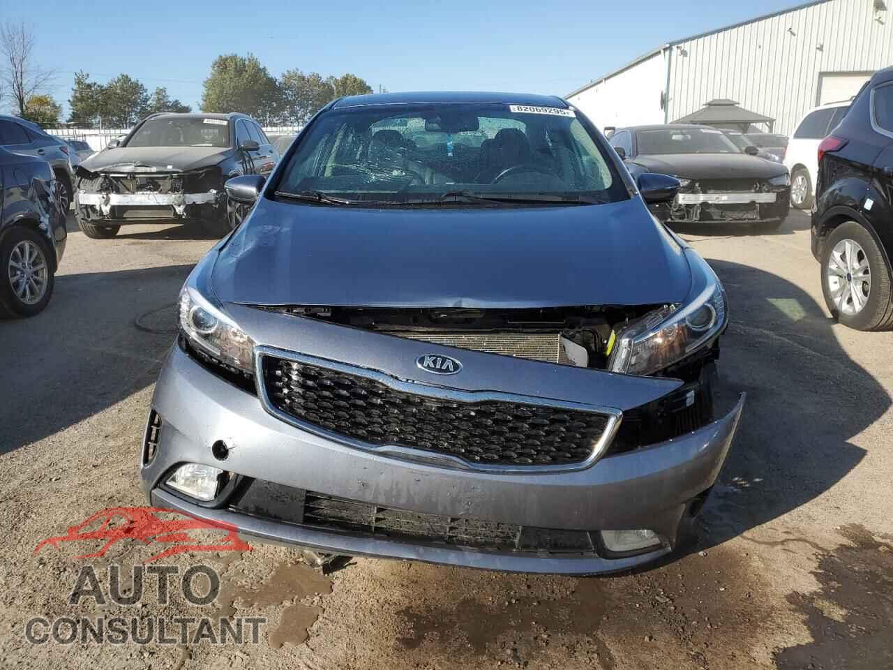 KIA FORTE 2017 - 3KPFN4A81HE068852