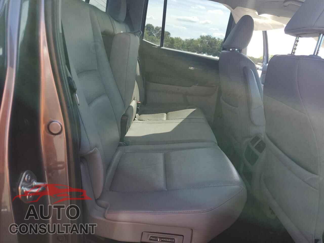 HONDA RIDGELINE 2019 - 5FPYK3F77KB021068